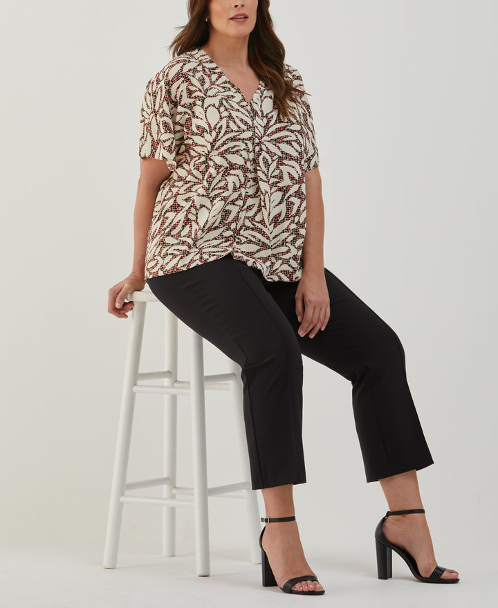 Plus Size Beach Geo Print Layered Dolman Sleeve Blouse (White Swan) 