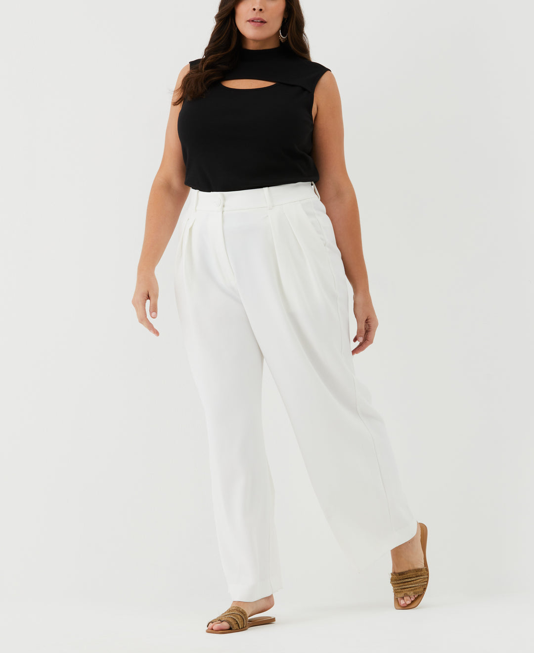 Plus Size Cutout Ribbed Tank Top (Black) 