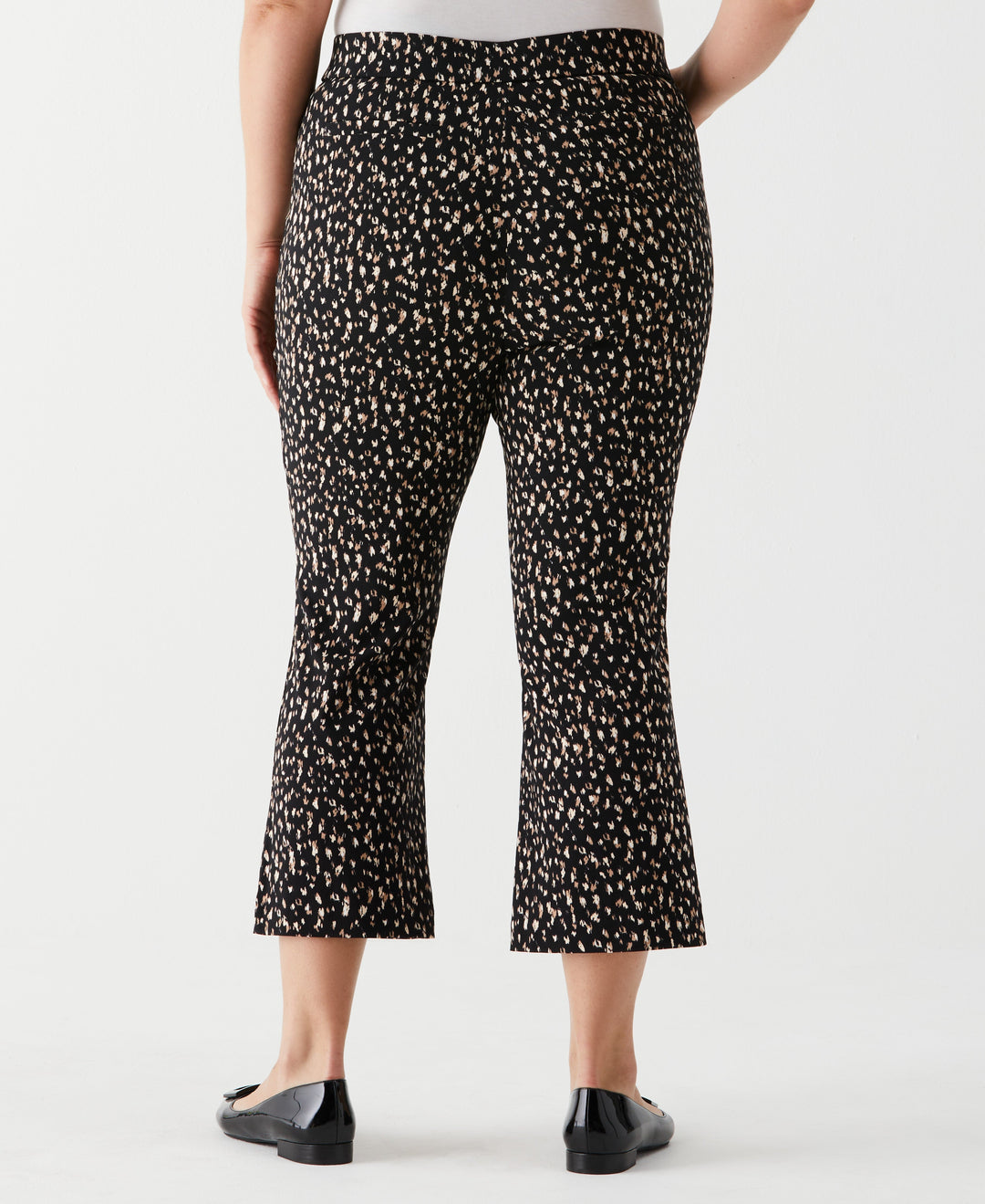 Plus Size Printed Crop Boot Cut Pant with Belt (Black) 