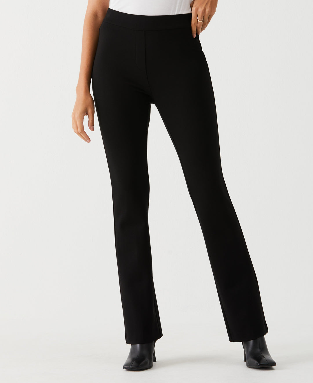 Short Length Boot Cut Pull-On Pant (Black) 