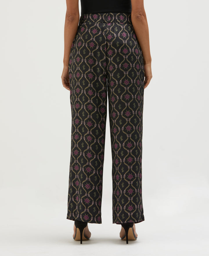 Trellis Print High Rise Wide Leg Pant (Black) 