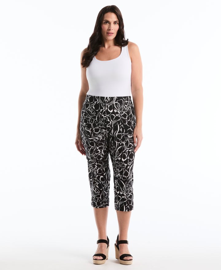 Plus Size Hibiscus Print Capri with Riveted Vent (White) 